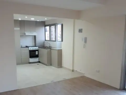 *MODERNO DEPARTAMENTO 2 AMB. CON COCHERA CUB. *EN EL CENTRO DE RAMOS MEJIA *VENTA DIRECTA 