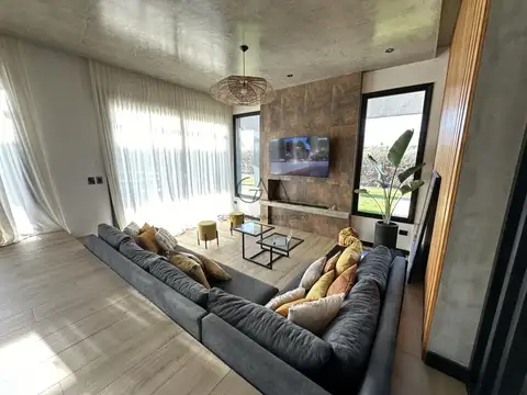 Casa en Alquiler Temporal de 3 dormitorios