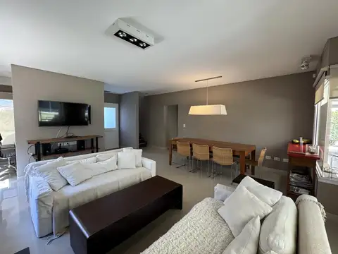 Casa en Venta en Nordelta Los Sauces, USD 485.000