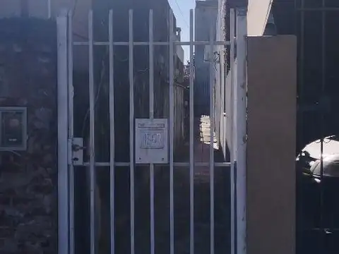 C. Manuel Estrada 8557