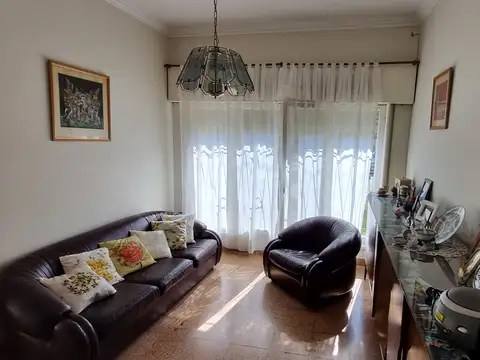 Casa en Venta en Castelar Sur, USD 89.000