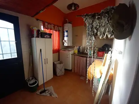 Depto Tipo Casa 2 ambientes con 1 baño