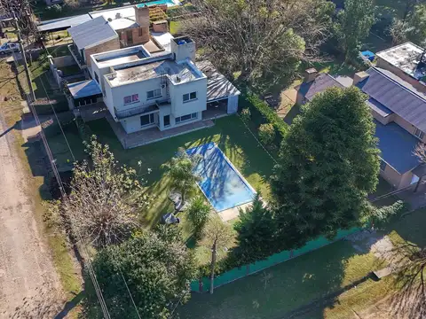 Calchaqui esq Cerro Catedral