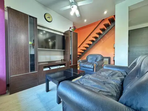 VENTA - Casa 4 dormitorios Roldan