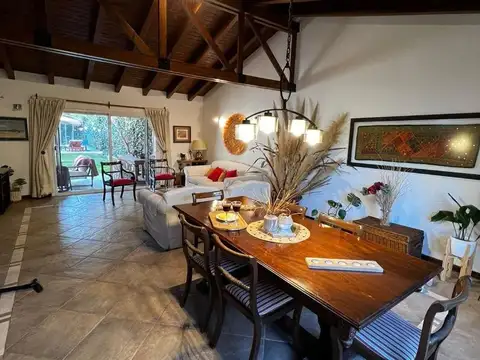 Casa en Alquiler en Puesto del Medio, $ 2.000