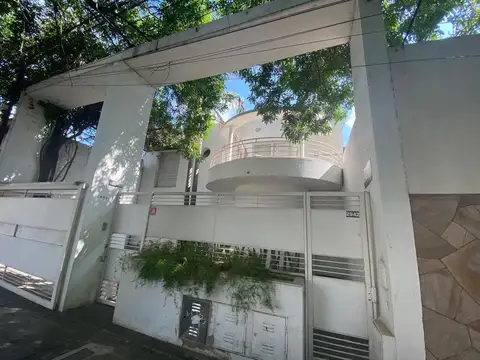 Interno - PH. Zona UNL Rectorado.  1 cuadra de Bv.