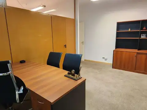 Oficina en Venta al Noreste