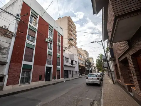 Venta Depto PB REFACCIONADO A NUEVA B° CENTRO-SUR