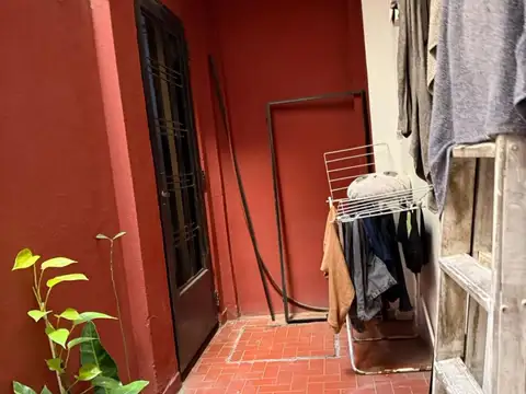 Depto Tipo Casa 2 ambientes con 1 baño