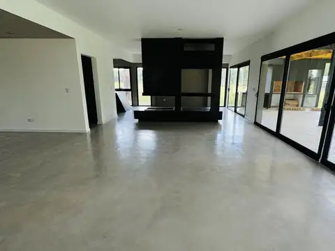 Casa en Venta en Colon, USD 340.000