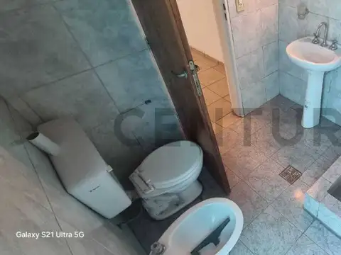 VENTA PH 2 AMBIENTES EN LOMAS DE ZAMORA CON COCHERA OPCIONAL