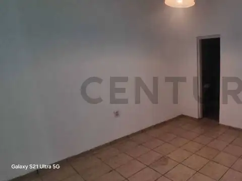 Juan Larrea 1700, Piso 0