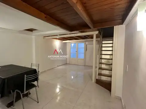 Presidente José Evaristo Uriburu 1000