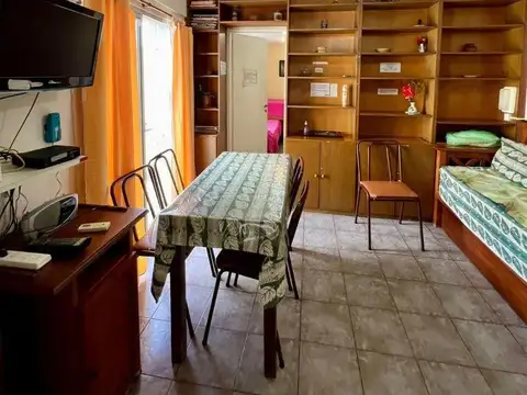 DEPARTAMENTO DOS AMBIENTES-ALMAGRO-ALQUILER TEMPORAL