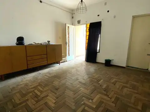 Ituzaingo Casa para invercion zona comercial