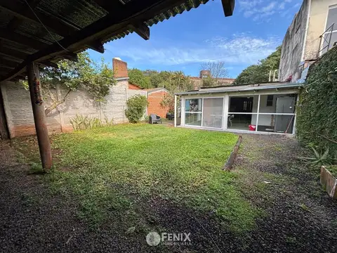 CF1273 - CASA EN VENTA - 2 DORMITORIOS - AV. LÓPEZ Y PLANES Y 115
