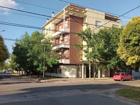 9 De Julio 1200, Piso 2