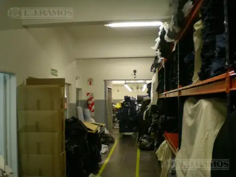 Galpon en Venta 8  mts Frente