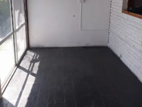 Casa en venta - 3 Dormitorios 3 Baños - General Rodriguez