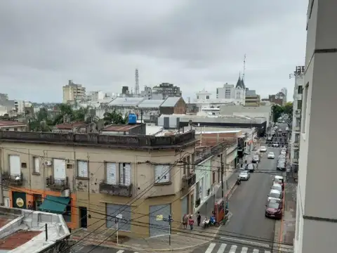 Excelente Departamento. Edificio Horizonte I