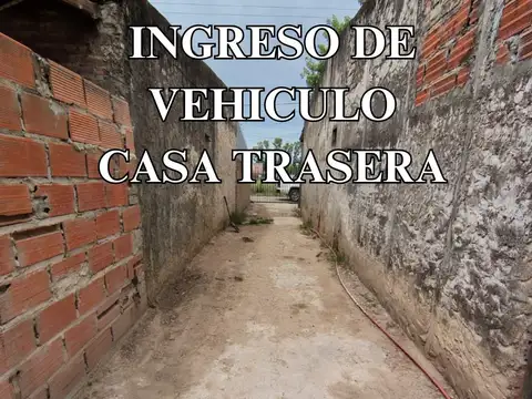 Casa 6 ambientes con 2 baños