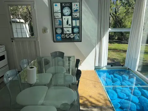 Exclusiva Casa en Las Chacras con patio húmedo