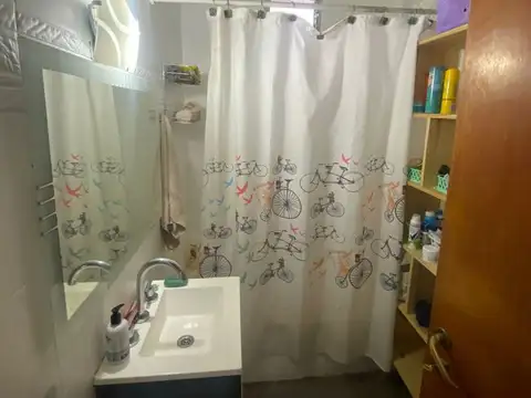 Depto Tipo Casa en Venta de 6 ambientes