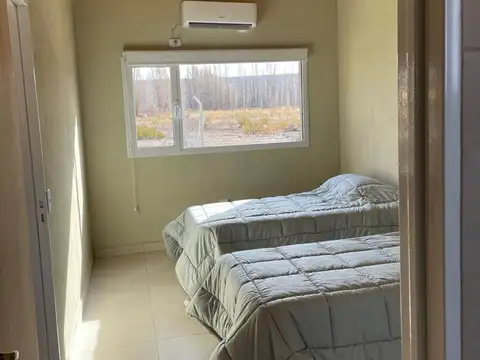 Casa 3 ambientes con 2 baños