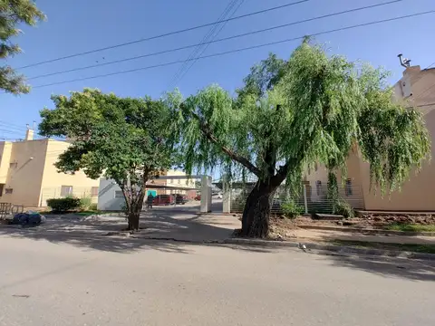 LAS PALMAS - 2 DOR EN VENTA C/COCHERA - COMPLEOJ PRIVADO