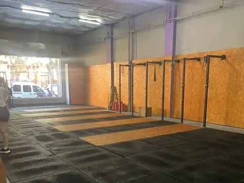 Local Salón Galpón Centro Morón Norte