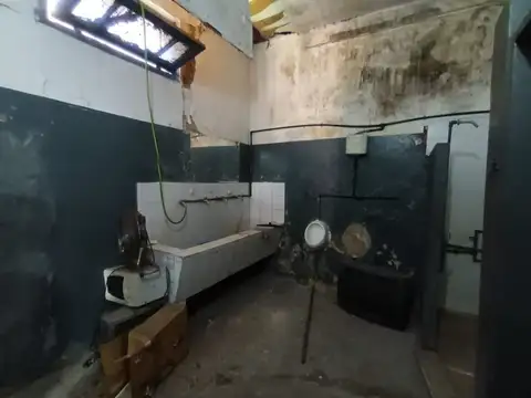 Local en Alquiler 84 años