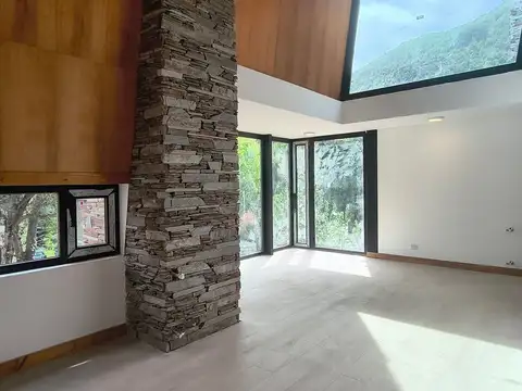 EXCELENTE CASA A ESTRENAR ARELAUNQUEN GOLF CLUB