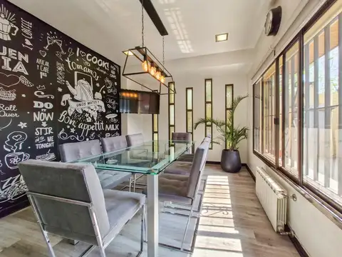 Casa 4 ambientes con 2 baños