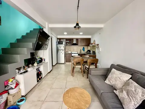 Depto Tipo Casa en Venta en Haedo Norte, USD 78.000