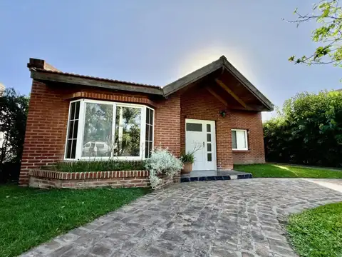 Calle Almafuerte 3900