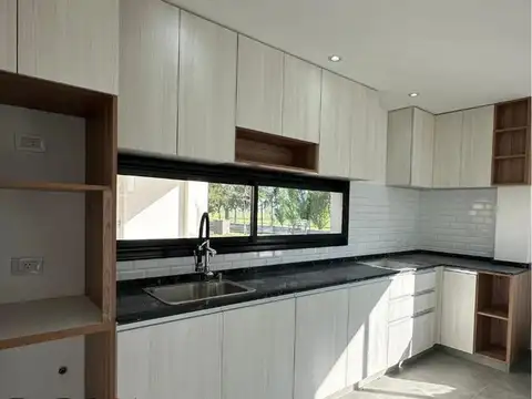 Casa en Alquiler en Countries y Barrios Cerrados en San Vicente, USD 2.200