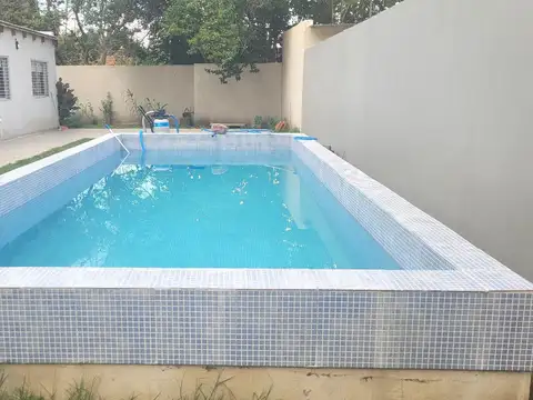 Casa  tres dormitorios La plata - Melchor Romero