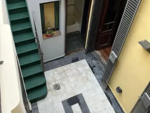 Morelos e/ Neuquen y Felipe Vallese