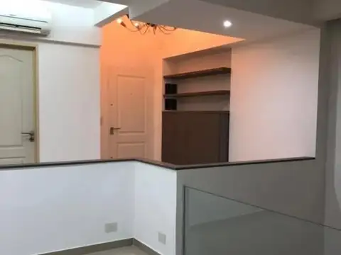 OFICINA PRIVADA "LOFT" EN SUBSUELO CON DOBLE ACCESO. RECOLETA.