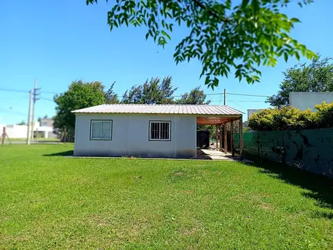 Venta casa 3 domitorios sin terminar