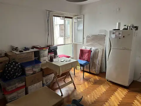 Avenida Medrano 300, Piso 8