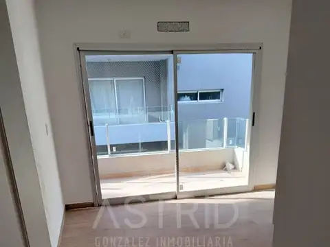 Alquiler departamento 2 ambientes en Punta Chica
