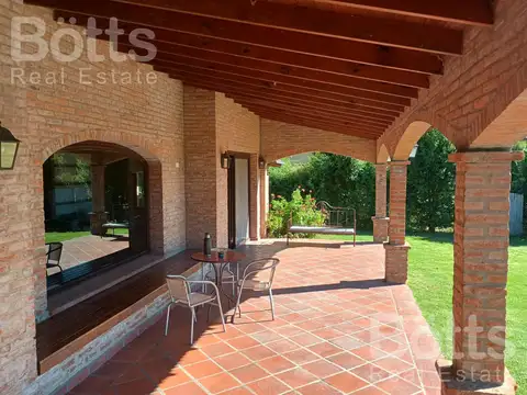 Casa en Venta en Villanueva, USD 445.000