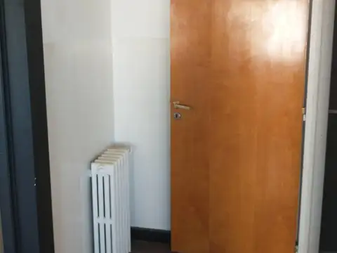 Oficina en Venta 80 años