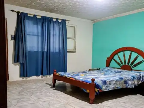 Casa 4 ambientes con 1 baño