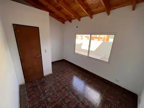 Departamento en Alquiler en Lomas De Zamora, $ 500.000
