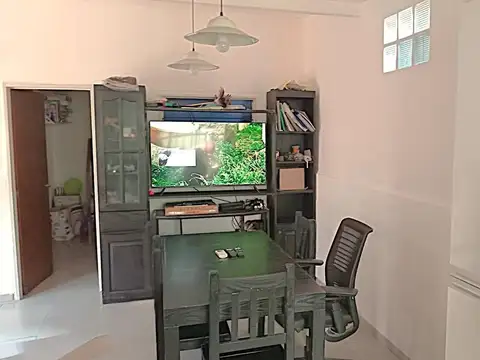 Depto Tipo Casa 3 ambientes con 1 baño