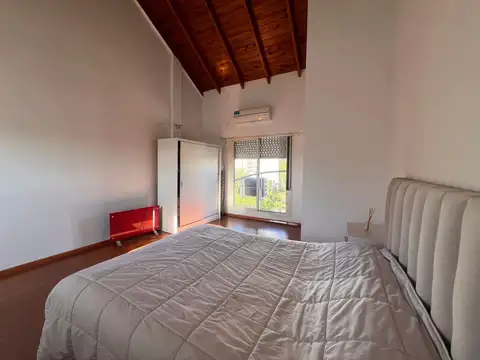 Depto Tipo Casa en Venta en Remedios De Escalada, USD 55.000