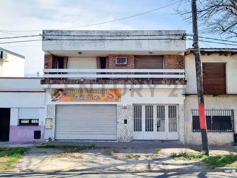 VENTA - CASA - LOCAL COMERCIAL - 6 AMBIENTES , en B° MATHEU, ROSARIO
