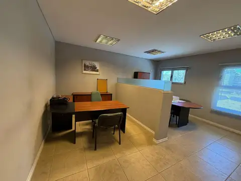 Oficina en Villa Rosa
